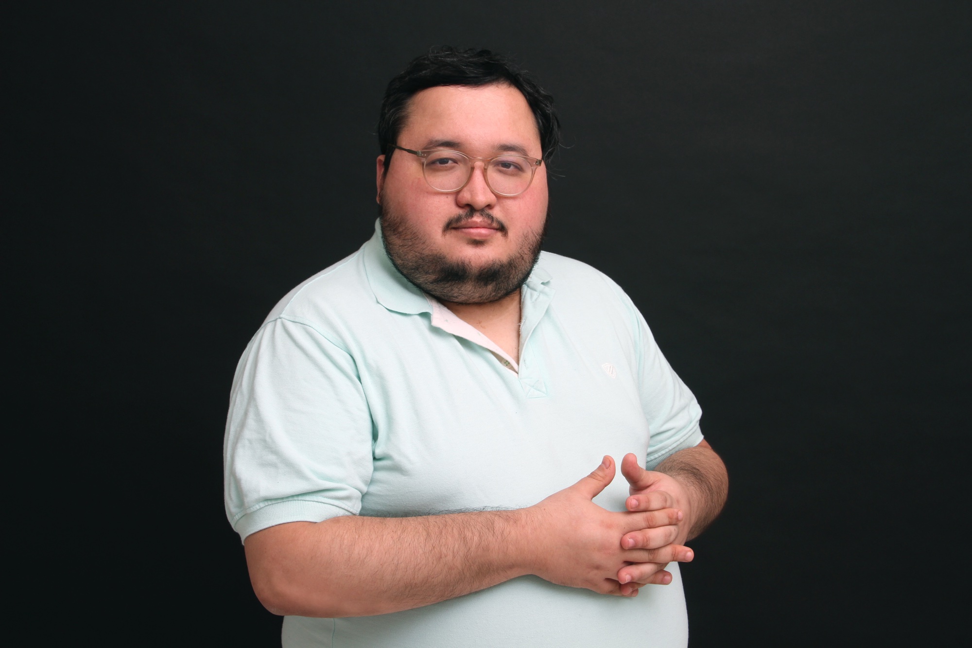 Ricardo Alanís — retrato editorial